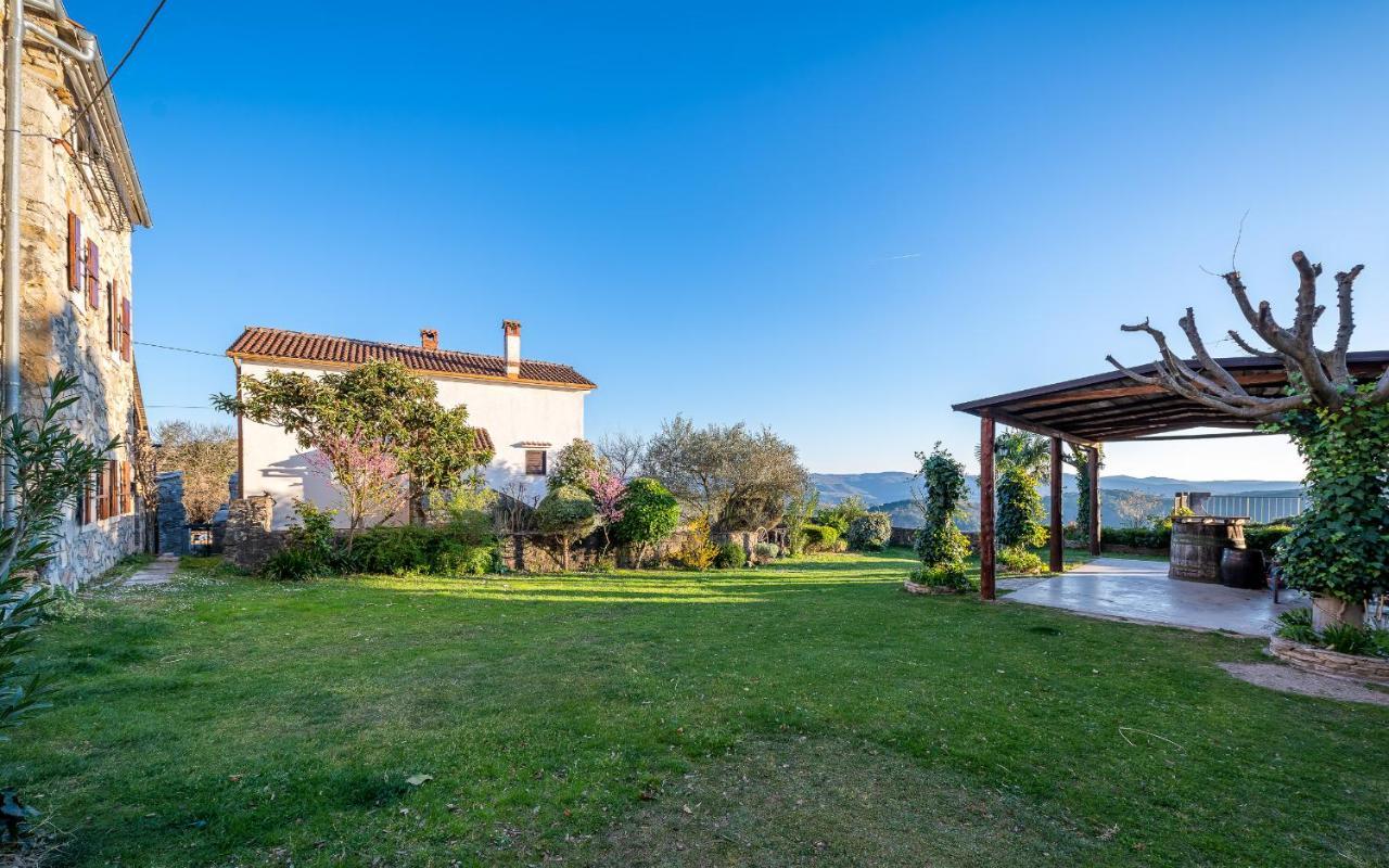 Holiday Home Mia&Emi Sovinjak Exterior photo