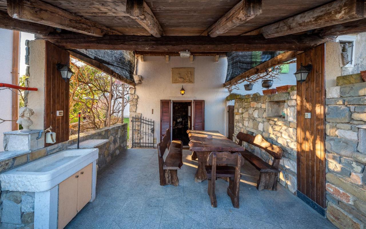 Holiday Home Mia&Emi Sovinjak Exterior photo