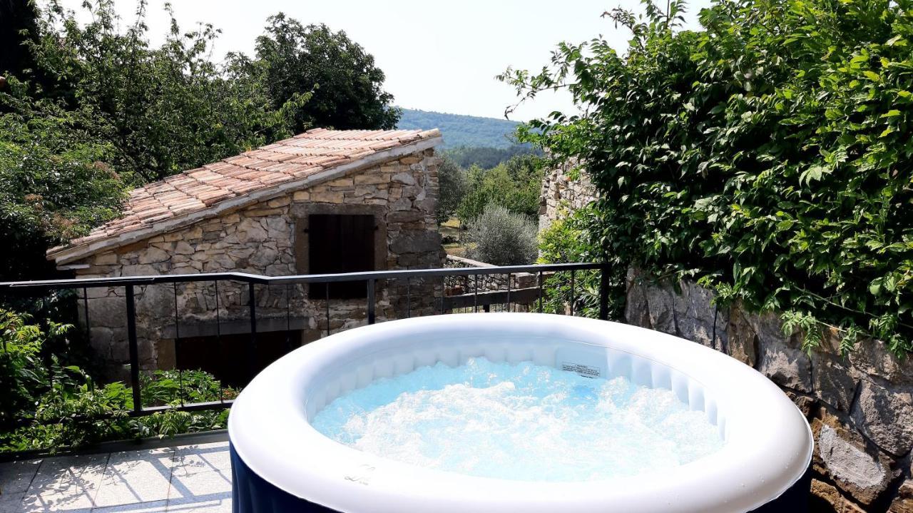 Holiday Home Mia&Emi Sovinjak Exterior photo